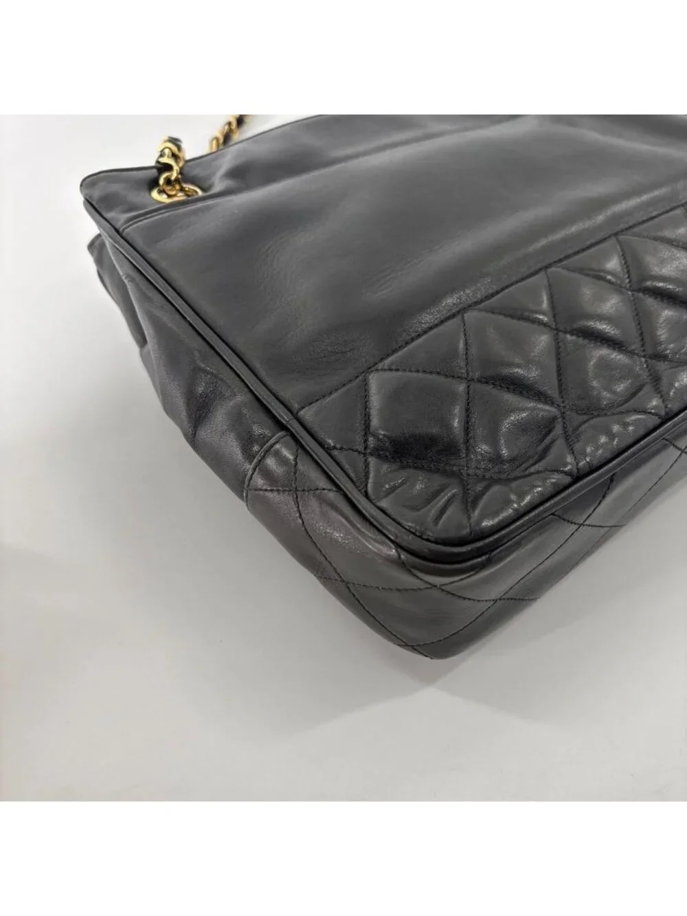 Chanel Lambskin Shoulder Bag Gold Black